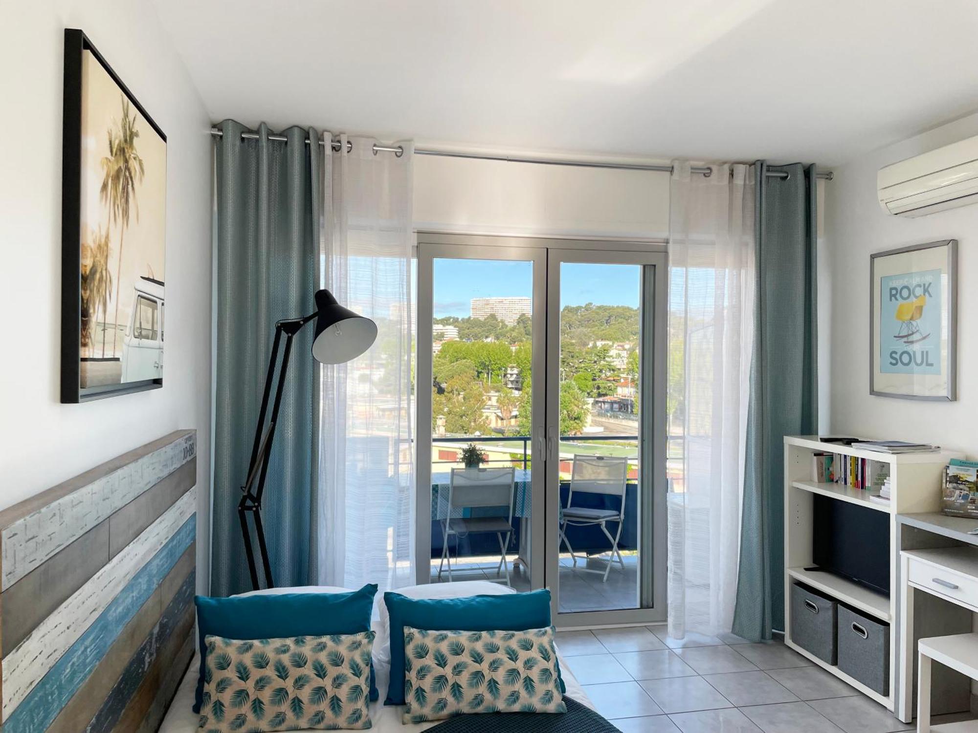 Plage et hippodrome Cagnes-sur-Mer Eksteriør bilde